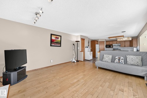 271 Ormsby Road Nw, Edmonton, AB 