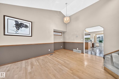 271 Ormsby Road Nw, Edmonton, AB 
