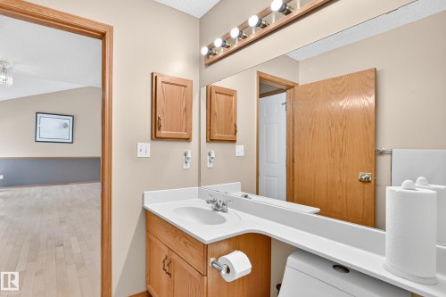 271 Ormsby Road Nw, Edmonton, AB 