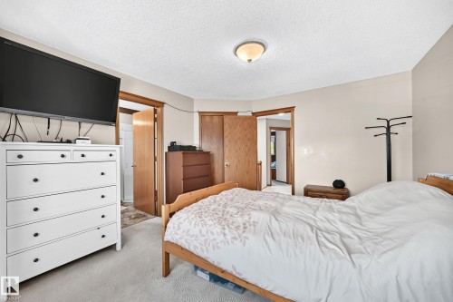 271 Ormsby Road Nw, Edmonton, AB 