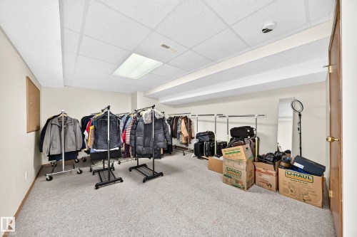 271 Ormsby Road Nw, Edmonton, AB 