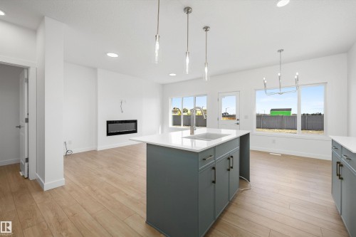 19123 20 Avenue Nw, Edmonton, AB 