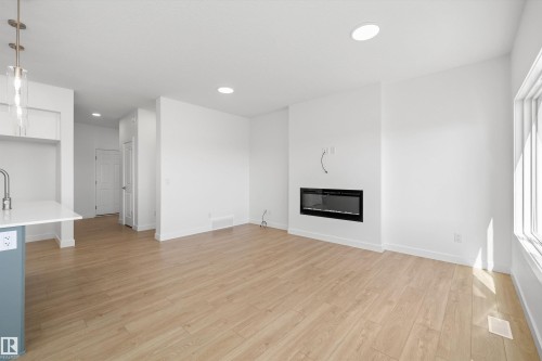 19123 20 Avenue Nw, Edmonton, AB 