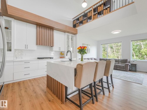 86 Miller Wynd, Leduc, AB - Indoor Photo Showing Kitchen With Upgraded Kitchen