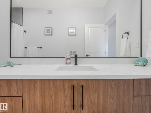 86 Miller Wynd, Leduc, AB - Indoor