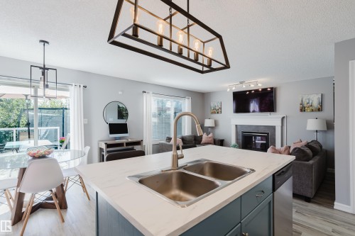 8307 6 Avenue Sw, Edmonton, AB 
