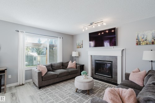 8307 6 Avenue Sw, Edmonton, AB 