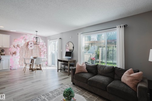 8307 6 Avenue Sw, Edmonton, AB 
