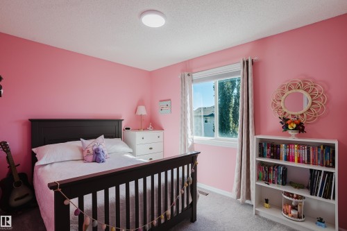 8307 6 Avenue Sw, Edmonton, AB 
