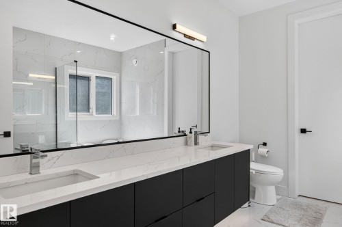Bathroom - 16304 19 Avenue Sw, Edmonton, AB 