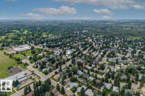 12107 40 Avenue Nw, Edmonton, AB 