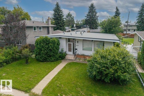 12107 40 Avenue Nw, Edmonton, AB 