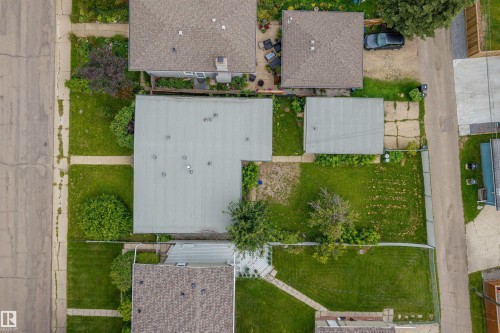 12107 40 Avenue Nw, Edmonton, AB 