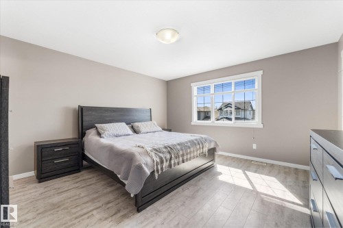 114 Hilldowns Drive, Spruce Grove, AB 