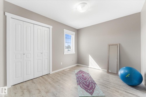 114 Hilldowns Drive, Spruce Grove, AB 