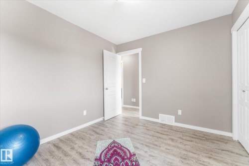 114 Hilldowns Drive, Spruce Grove, AB 
