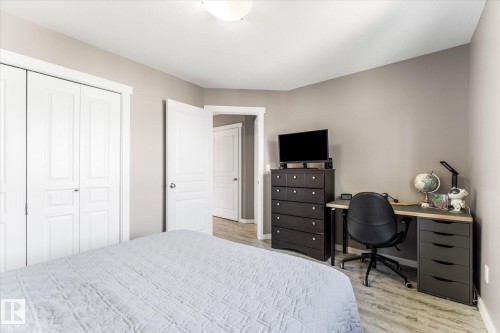 114 Hilldowns Drive, Spruce Grove, AB 