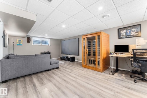 114 Hilldowns Drive, Spruce Grove, AB 