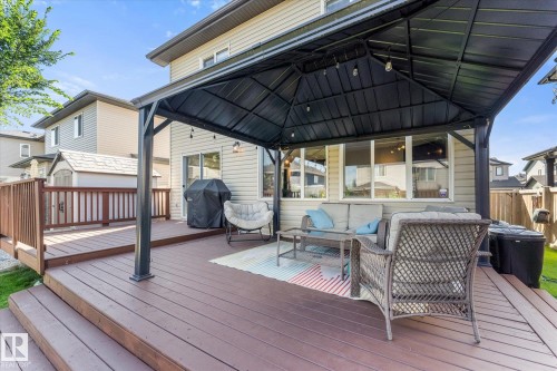 114 Hilldowns Drive, Spruce Grove, AB 