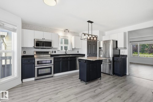 418 Keystone Way, Leduc, AB 