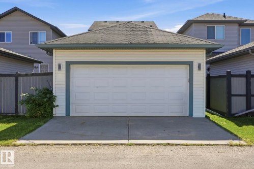 418 Keystone Way, Leduc, AB 