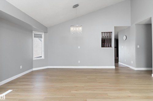 14707 33 Street Nw, Edmonton, AB 