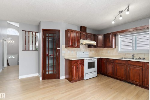 14707 33 Street Nw, Edmonton, AB 