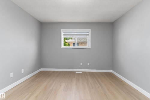 14707 33 Street Nw, Edmonton, AB 