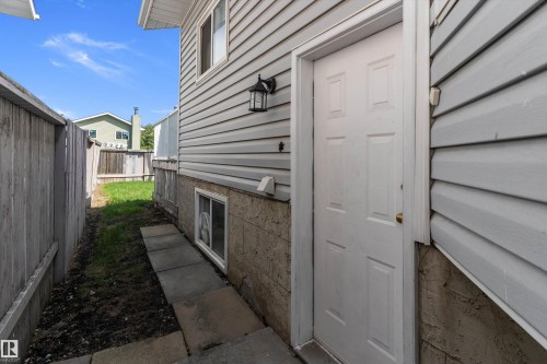 14707 33 Street Nw, Edmonton, AB 
