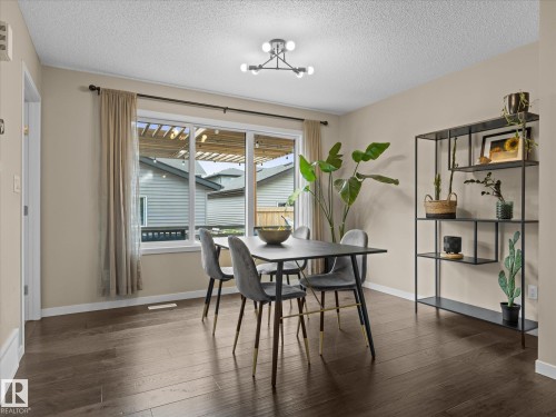 2533 Price Way Sw, Edmonton, AB 