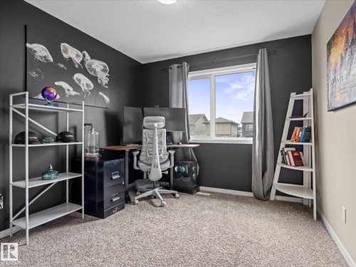 2533 Price Way Sw, Edmonton, AB 