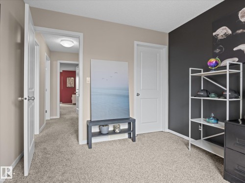 2533 Price Way Sw, Edmonton, AB 