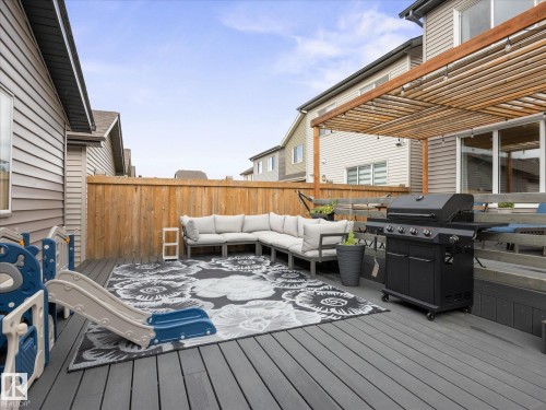 2533 Price Way Sw, Edmonton, AB 