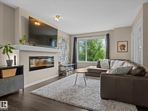2533 Price Way Sw, Edmonton, AB 