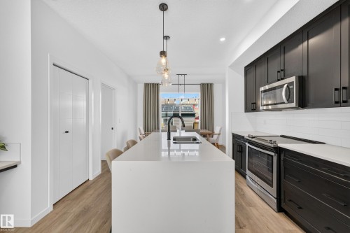 5310 22A Avenue Sw, Edmonton, AB 