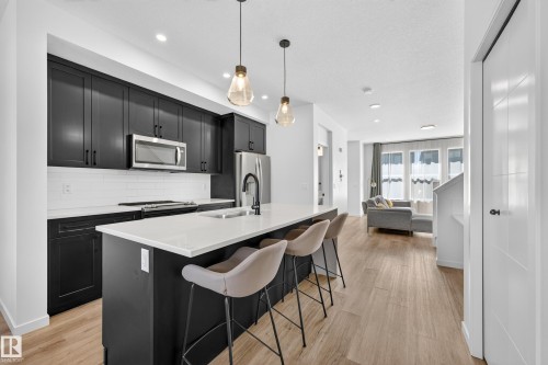 5310 22A Avenue Sw, Edmonton, AB 