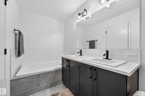 5310 22A Avenue Sw, Edmonton, AB 