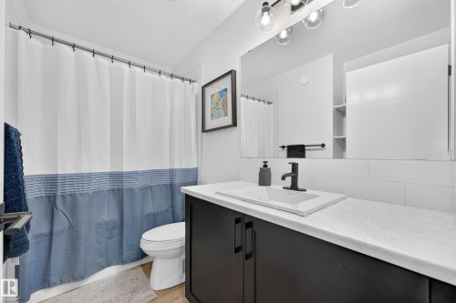 5310 22A Avenue Sw, Edmonton, AB 