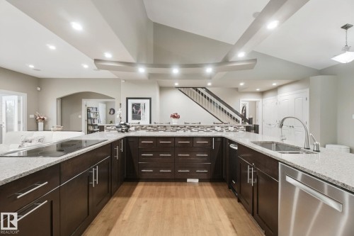 7912 Rowland Road Nw, Edmonton, AB 
