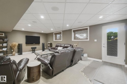 7912 Rowland Road Nw, Edmonton, AB 