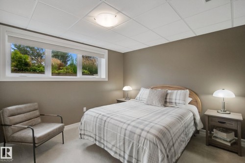 7912 Rowland Road Nw, Edmonton, AB 
