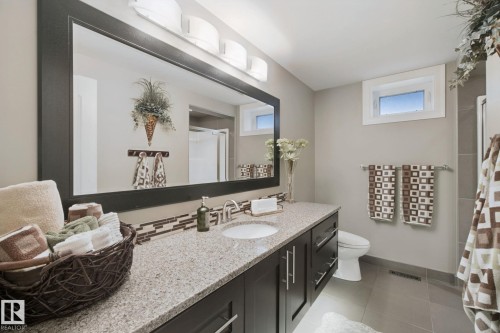 7912 Rowland Road Nw, Edmonton, AB 
