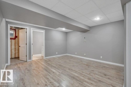 280 Birchwood Drive, Devon, AB 