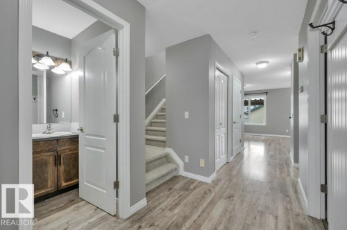 280 Birchwood Drive, Devon, AB 
