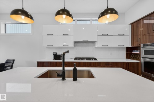 9108 64 Avenue Nw, Edmonton, AB 