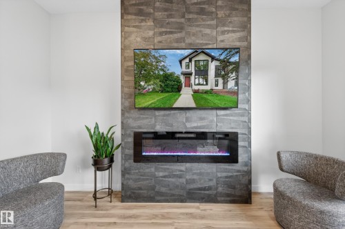 9108 64 Avenue Nw, Edmonton, AB 