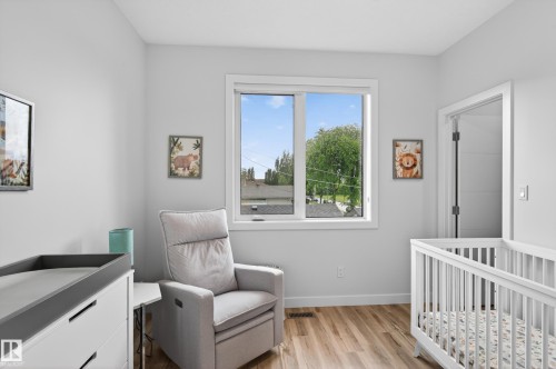 9108 64 Avenue Nw, Edmonton, AB 