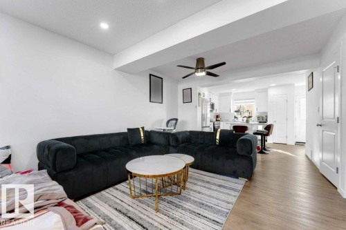1183 Aster Boulevard Nw, Edmonton, AB - Indoor Photo Showing Living Room