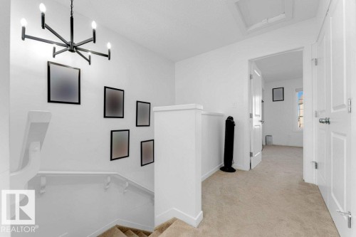 1183 Aster Boulevard Nw, Edmonton, AB - Indoor Photo Showing Other Room
