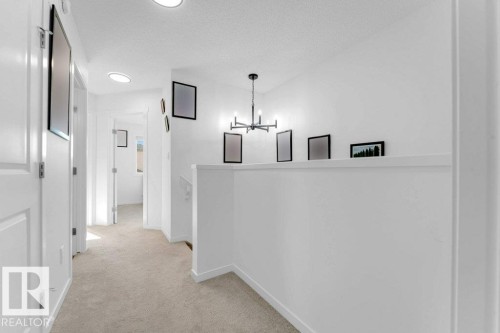 1183 Aster Boulevard Nw, Edmonton, AB - Indoor Photo Showing Other Room